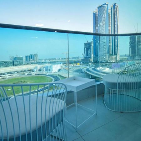 Elegant 2Br View With Rooftop Pool The Bay Dubai Luaran gambar