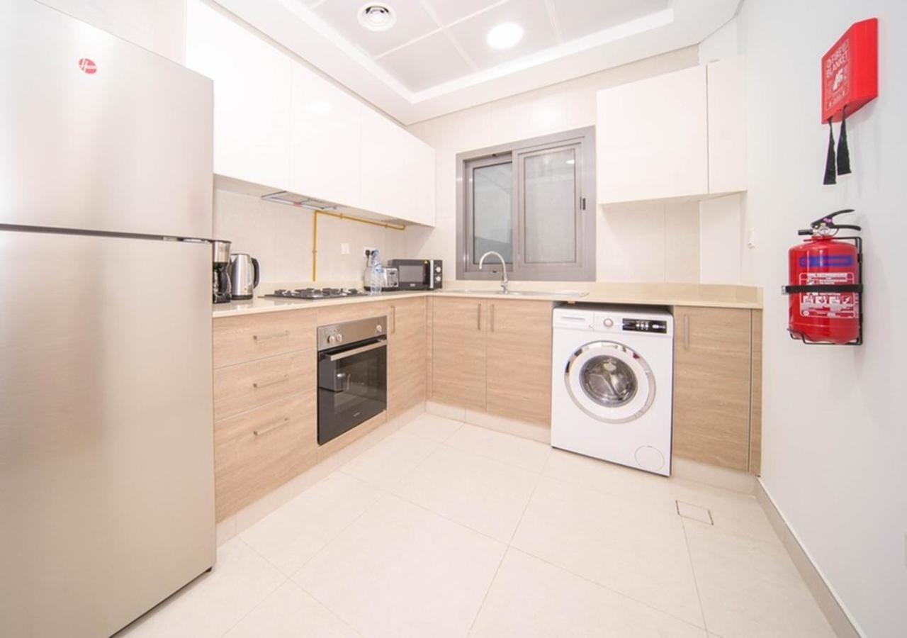 Elegant 2Br View With Rooftop Pool The Bay Dubai Luaran gambar