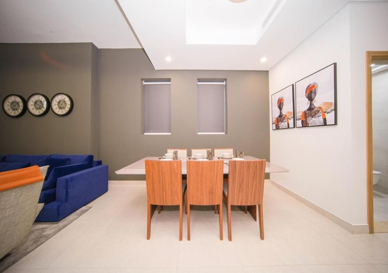 Elegant 2Br View With Rooftop Pool The Bay Dubai Luaran gambar